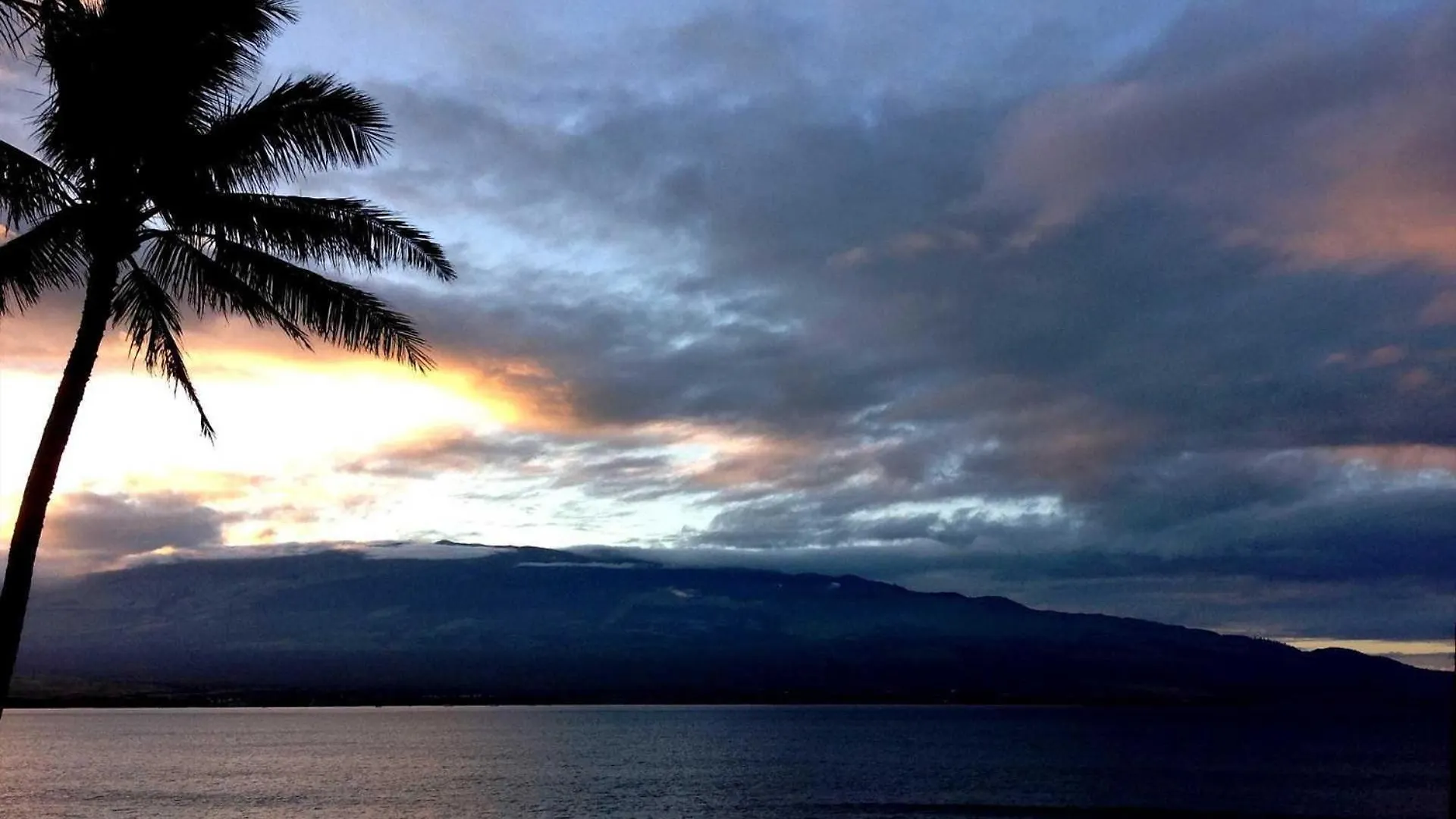 Island Sands 206 Wailuku 0*,